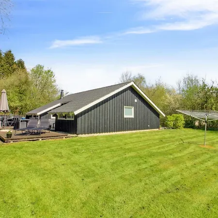 Nedelko - 30km From The Sea By Interhome Dom wakacyjny