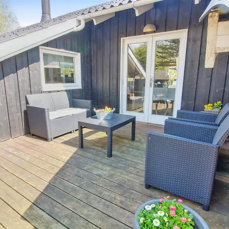 Hébergement de vacances Nedelko - 30km From The Sea By Interhome *