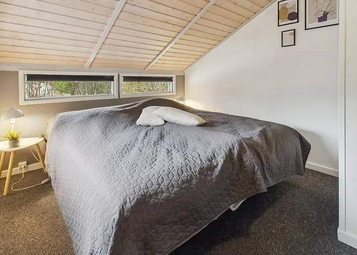 Casa de Férias Nedelko - 30km From The Sea By Interhome *